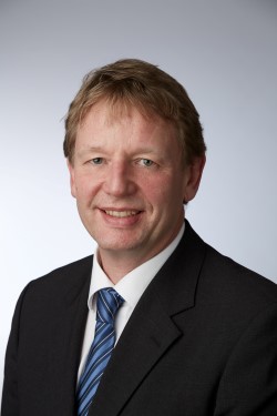 Dr. Wolfgang Fischer